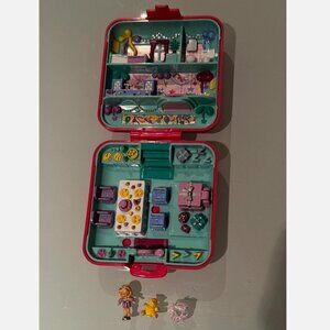 Polly Pocket Partytime Surprise Birthday COMPLETE Bluebird Vintage 1989 Figure